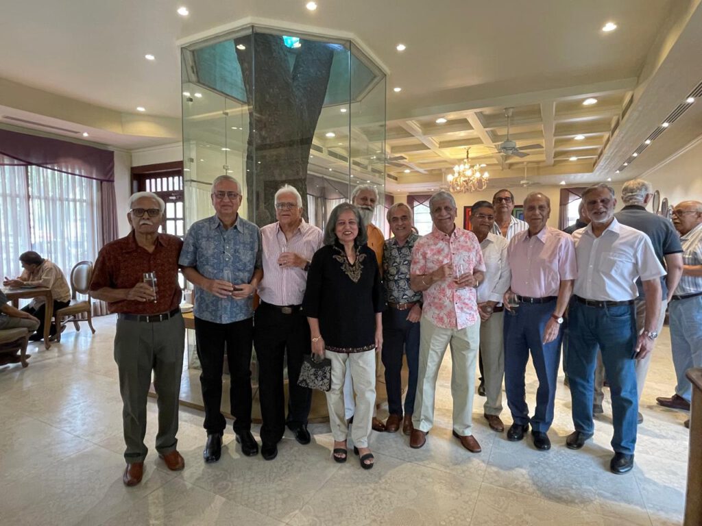 Member`s Lunch April 2025